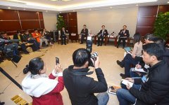 重庆代表团召开首场记者会 重庆代表团召开首场记者会